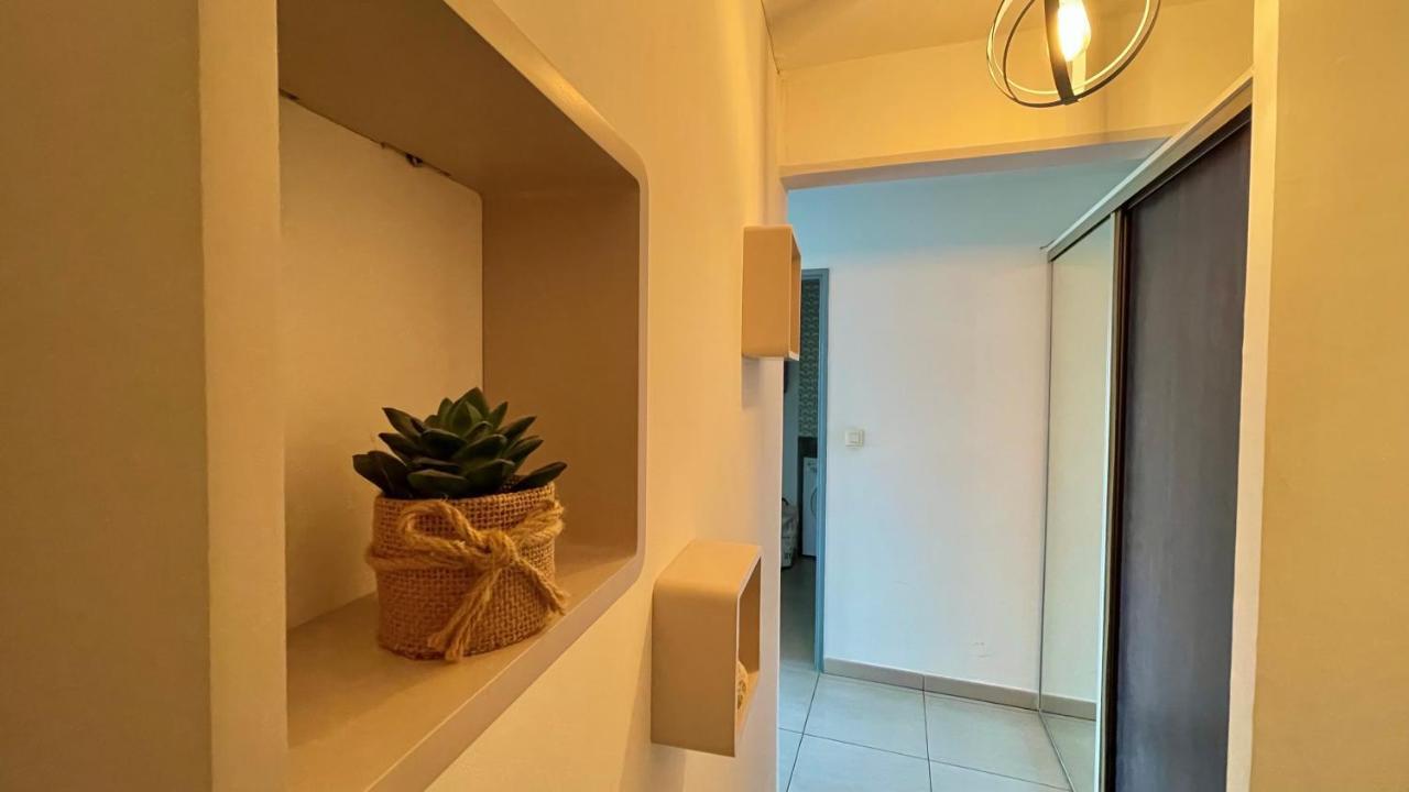 Studio Cosy Tout Equipe - Idealement Situe Saint-Denis Eksteriør bilde